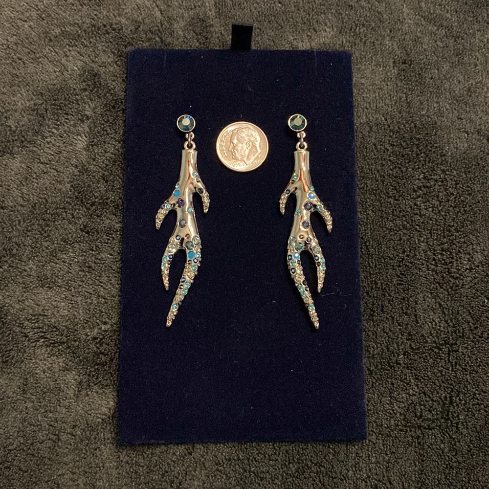 BNIB Swarovski earrings for pierced ears - Picture 3 of 4